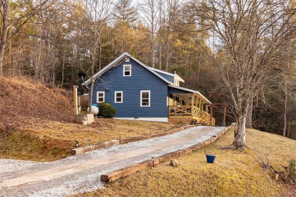 Riverside Relaxer W/Hot Tub+Fire Pit +Wifi & View Franklin Bagian luar foto