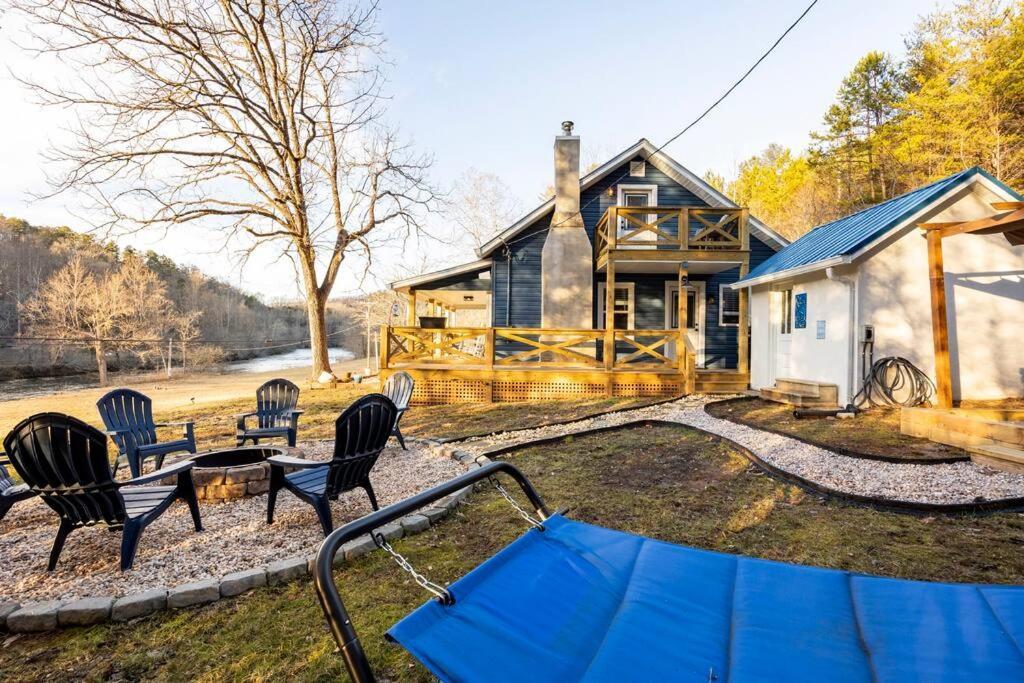 Riverside Relaxer W/Hot Tub+Fire Pit +Wifi & View Franklin Bagian luar foto