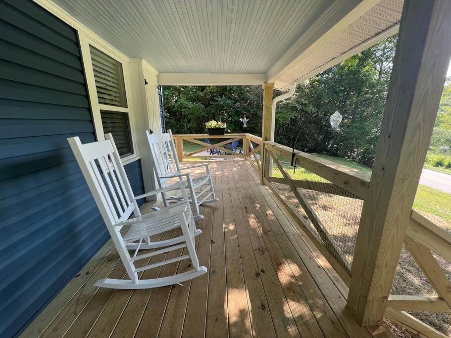 Riverside Relaxer W/Hot Tub+Fire Pit +Wifi & View Franklin Bagian luar foto