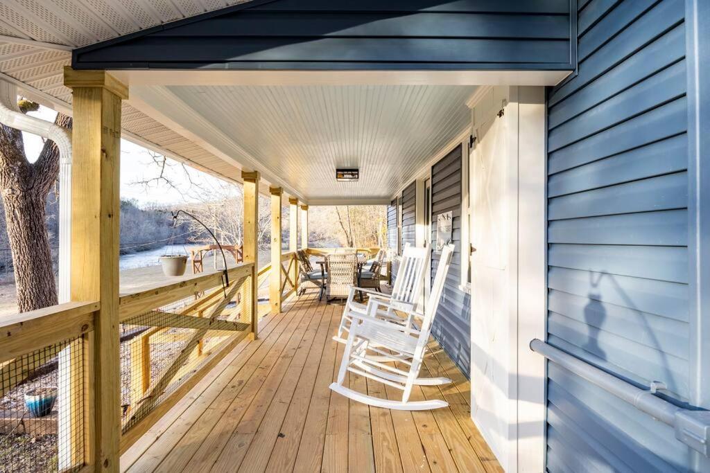 Riverside Relaxer W/Hot Tub+Fire Pit +Wifi & View Franklin Bagian luar foto