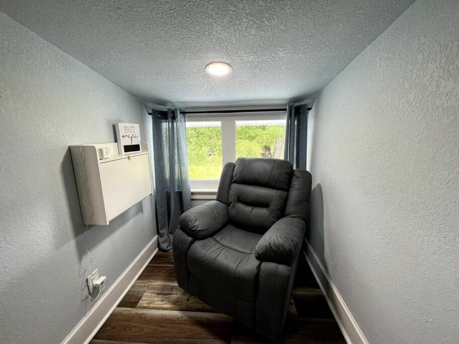 Riverside Relaxer W/Hot Tub+Fire Pit +Wifi & View Franklin Bagian luar foto
