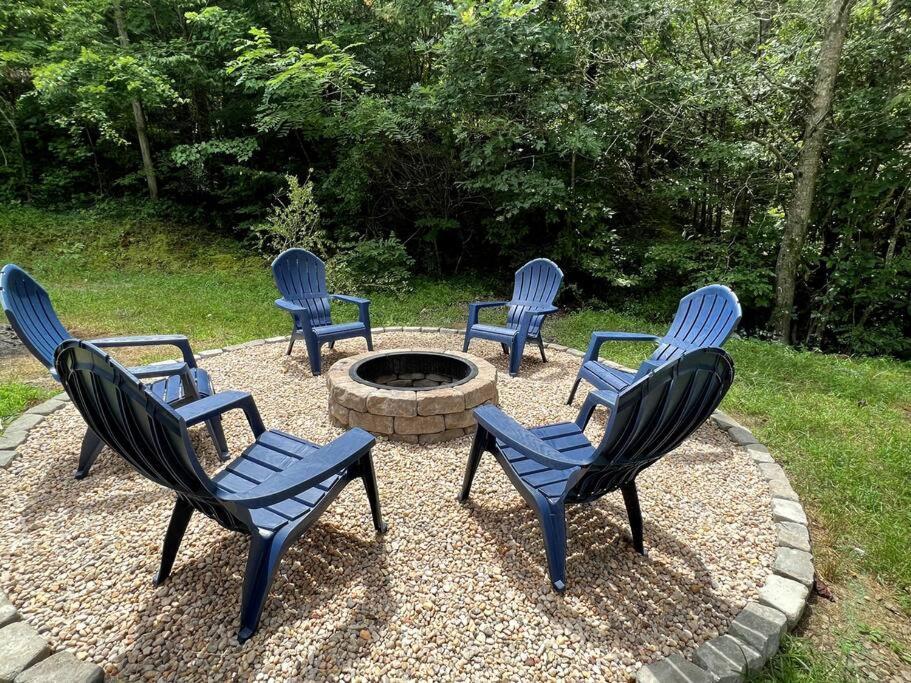 Riverside Relaxer W/Hot Tub+Fire Pit +Wifi & View Franklin Bagian luar foto