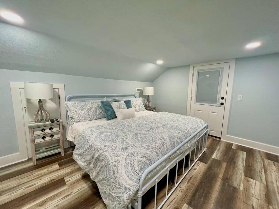 Riverside Relaxer W/Hot Tub+Fire Pit +Wifi & View Franklin Bagian luar foto