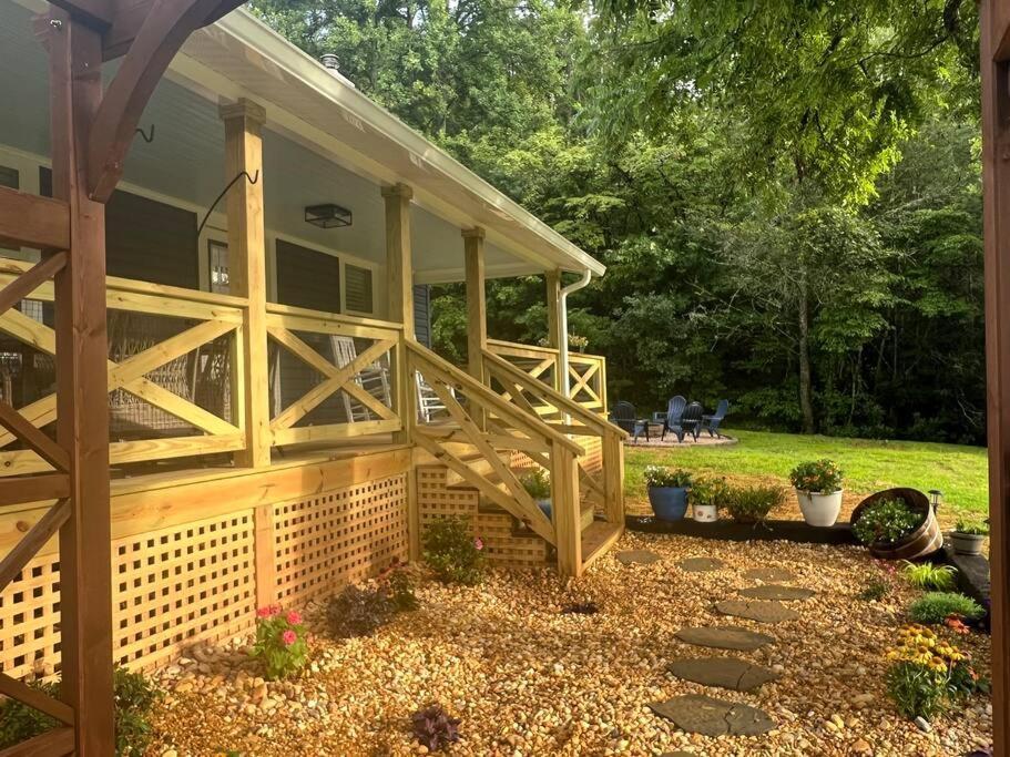Riverside Relaxer W/Hot Tub+Fire Pit +Wifi & View Franklin Bagian luar foto